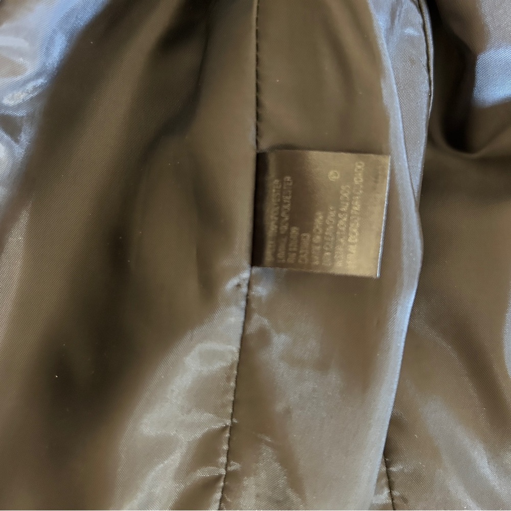 Tahari Arthur Levine Black Satin Short Sleeve Blazer Jacket - Picture 6 of 7